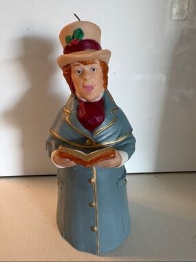 Vintage 1992 style Singing Caroler Figurine in Blue Coat